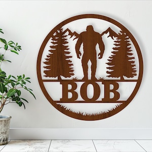 Letrero con nombre Bigfoot Yeti, SVG, colgador de pared o puerta con temática de bosque, plantilla cortada con láser, descarga instantánea, archivo vectorial Ai, Cdr, Dxf
