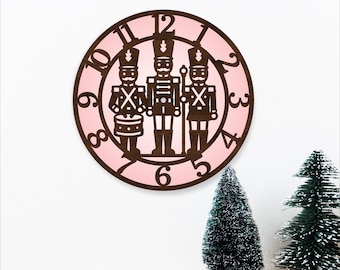 Spielzeugsoldaten-Uhr SVG-Design, zweilagig, lasergeschnitten. Weihnachtliche Uhrenvorlagen.