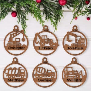 Enfeites de Natal para veículos de construção, 6 designs SVG cortados a laser, download instantâneo de modelos em PDF, Dxf, Ai e Cdr.