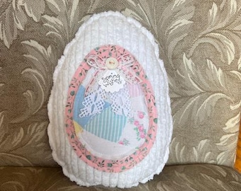 Decoratief eikussen chenille en quilt - eivormig kussen chenille en quilt lente - kussen pastel paasei - kussen chenille-ei