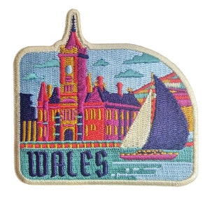 ウェールズ 3インチ トラベルパッチ 刺繍 アイロン接着 縫い付けバッジ お土産 アップリケ モチーフ 旗 都市 国