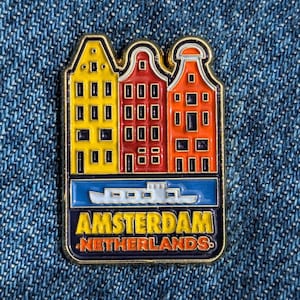 Pin de esmalte de 1,25" de Ámsterdam, Países Bajos, insignia de viaje, pin con solapa dorada, bandera de la ciudad y el país.