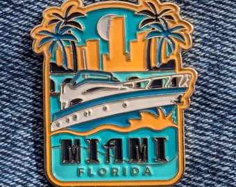 Miami Florida USA 1.25" Enamel Pin Travel Badge Pinback Golden Lapel City Country Flag