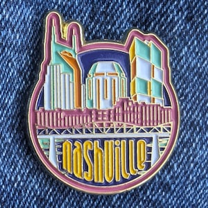 Nashville USA 1.25&quot; Enamel Pin, Travel Pins Golden Metal Badge Flair Brooch Lapel Soft Pushpin Gift City Country Flag Traveller