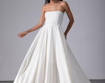 ELORA White Linen Wedding Dress, Strapless A-Line Bridal Gown, Minimalist Boho Wedding Dress, Simple Reception Dress, Custom Elopement Gown