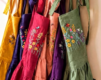 Ready To Ship Natural Linen Hand Embroidered Apron for Women, Gardening Apron, Kitchen Apron, Wildflower Embroidered Apron Gift, Linen Apron