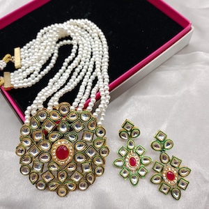 Kundan Polki Pendant Necklace Set: Indian Beaded Jewelry