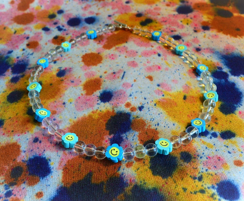 Blue smiley face daisy necklace GET HAPPY NECKLACE