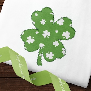 Shamrock Applique Embroidery Pattern | St. Patrick&#39;s Day | Machine Pattern | Zig Zag Border