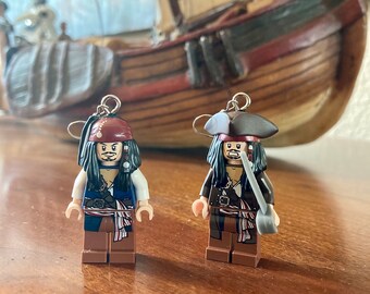 jack sparrow lego keychain