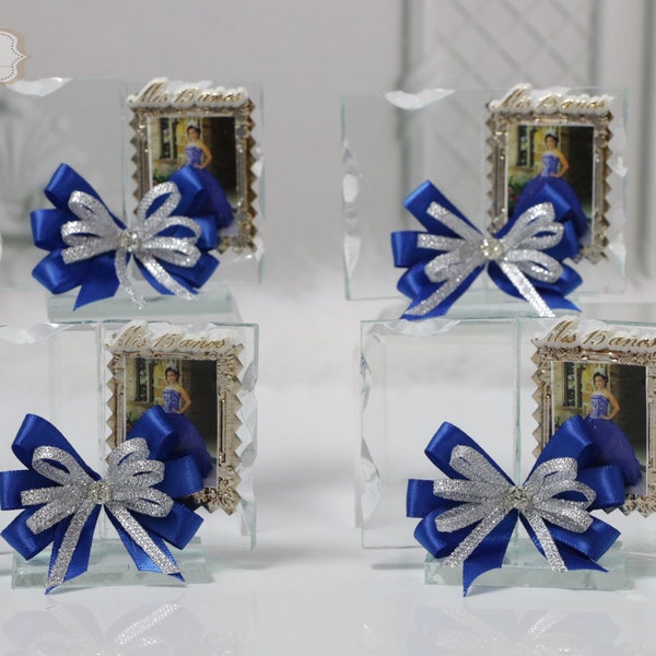FREE SHIPPING!!! Quinceañera and Sweet Sixteen Party Favors, Party Souvenirs, Gift Favors, Gift For Guests
