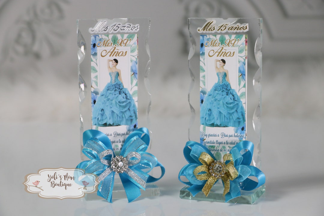 FREE SHIPPING 12 pcs Quinceañera Souvenirs, Quinceañera Souvenirs