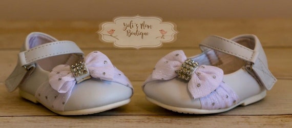 Baby girl hotsell shoes 2 years