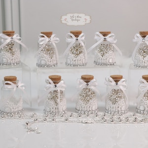 FREE SHIPPING!!! 12 pcs Favors and Souvenirs for Any Event, Favors for Quinceañeras, Favors for Sweet Sixteen, Favors for Weddings, Favors