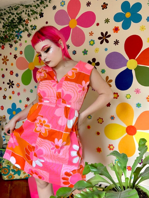 Pink orange flower power 60s psychedelic mini baby