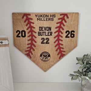 Custom Baseball Senior Night Wood Plaque, Senior 2026, End of Season Gift, Personalized Baseball Senior Year Gift Home Plate Player Award