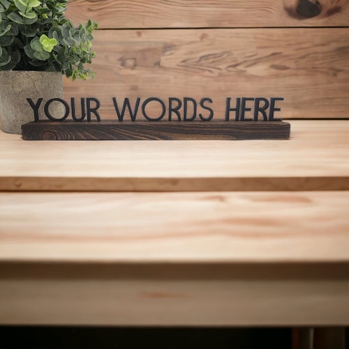 Citations personnalisées sur le bureau, citations sur la table, rebord de lettre en bois, enseigne de bureau drôle, enseigne interchangeable, enseigne avec texte personnalisé
