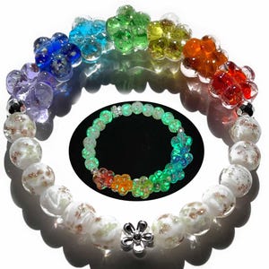 Glow in the Dark Firefly Beads Bracelet - Rainbow Flower Beads Bracelet for Girls, Inspirational Bracelets Meaningful Birthday Gifts