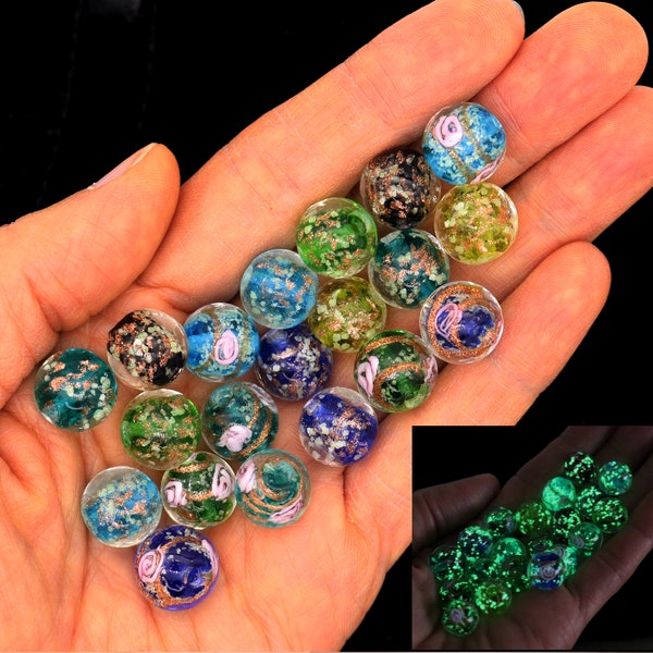 20 Pcs Glow in The Dark Glass Beads, 12mm Assorted Blue European Lampwork Beads, Flower Beads for Jewelry Making, bracelets, Glow Beads