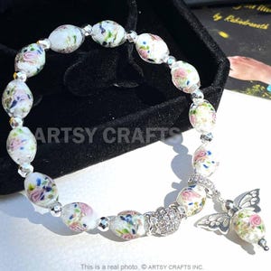 Oval Shaped Glow in the Dark Firefly Bead Bracelets with Butterfly Charm, Luminous Murano Jewelry Glowing Beaded Bracelets Glowing Bangle