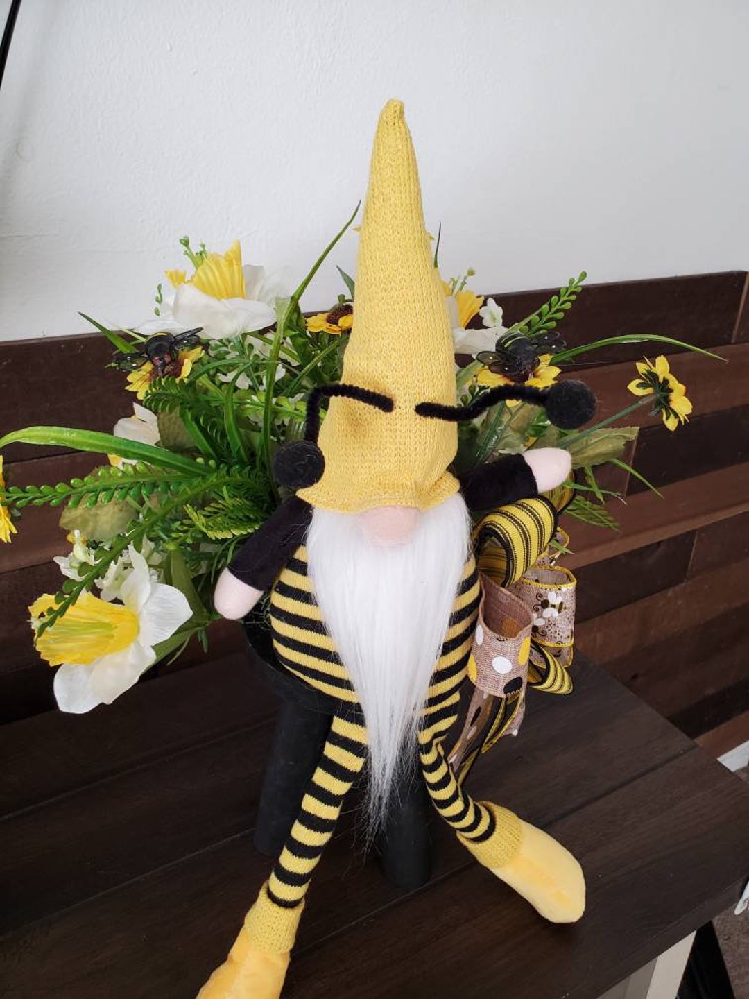 Bee Gnome Center Piece, Table Decor, Summer Arrangement, Spring ...