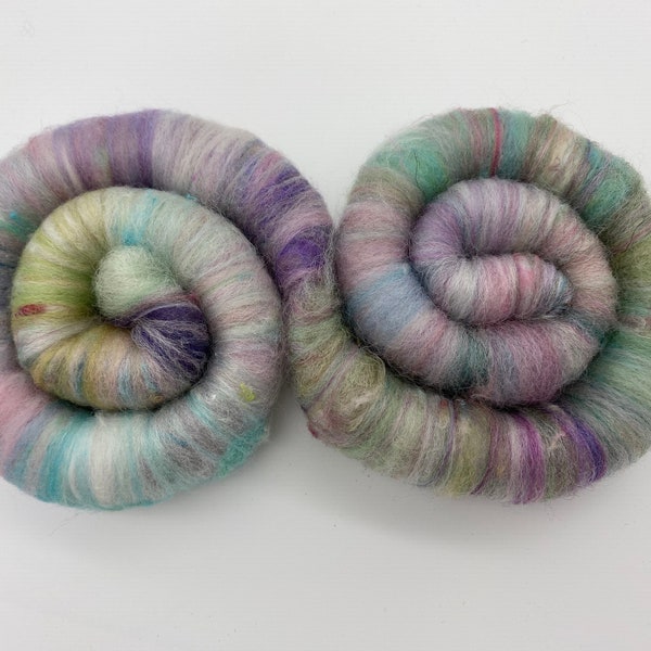 Rolag Set for Spinning, Yarn, White/Pastel Rainbow