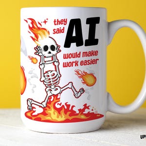 Taza divertida con IA, humor de oficina sobre inteligencia artificial, regalo para compañeros de trabajo del sector tecnológico, taza de café para programadores y desarrolladores.