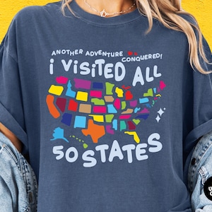 T-shirt 50 États visités, t-shirt couleur confort Travel Challenge 50 États, liste seaux de voyage États-Unis, carte des États-Unis cadeau voyage Wanderlust