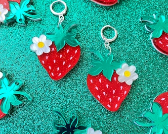 Boucles d'oreilles fraises / Boucles d'oreilles en acrylique / Boucles d'oreilles Fresita / Fraise avec fleur / Fabriqué à la main