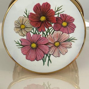 Stratton Compact