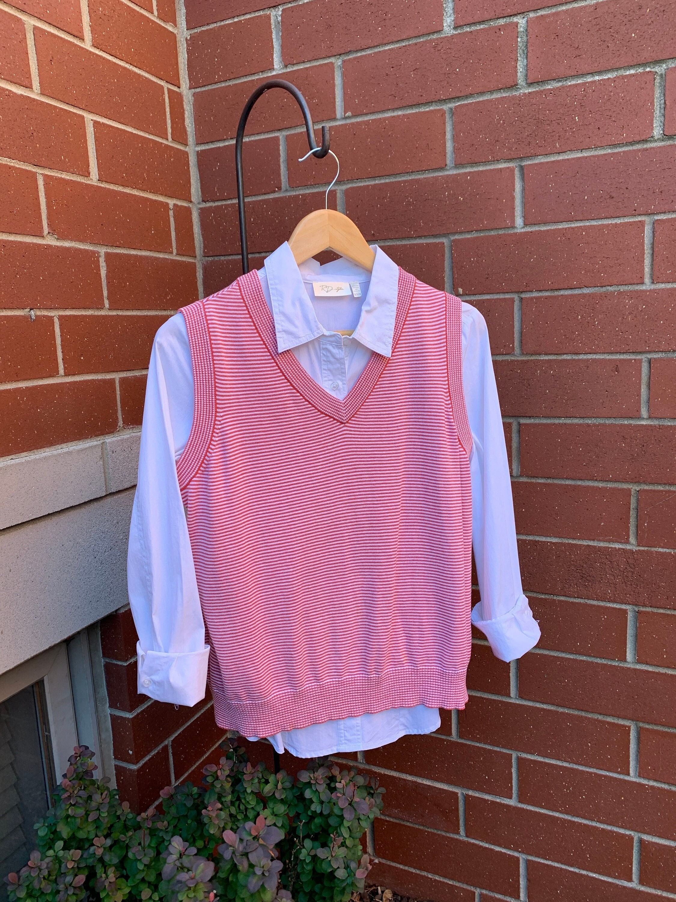 Pink \u0026 White Striped Sweater Vest Knit 