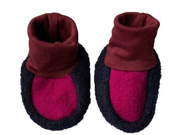 Baby booties made from organic wool felt
