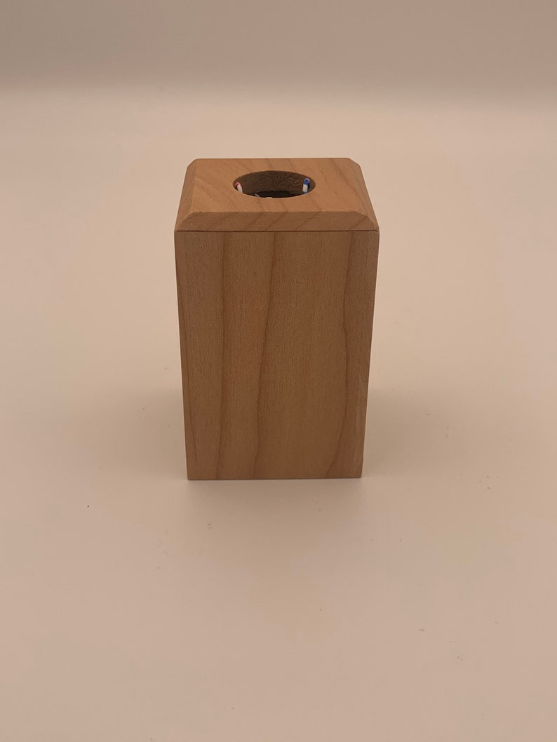 Personalized Maple Wood Paper Clip Holder Laser Engraving Wooden