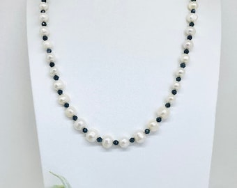 Pearl Necklace, Sapphire Necklace, Choker Necklace, Mismatched Seed Beads Necklace, Freshwater Pearl Necklace, Beaded Necklace, Gift for Her