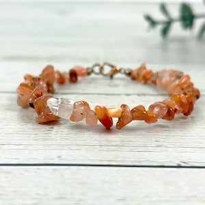 Carnelian Bracelet, Orange Beaded Bracelet, Energy Bracelet, Natural Stone Bracelet, Chipped Gemstone Bracelet, Gift for Her, Gift for Him