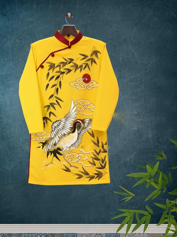 Yellow Ao Dai Vietnam for Men, High Quality Hand-drawn Vietnamese  Traditional Costume, Vietnamese Traditional Clothing 