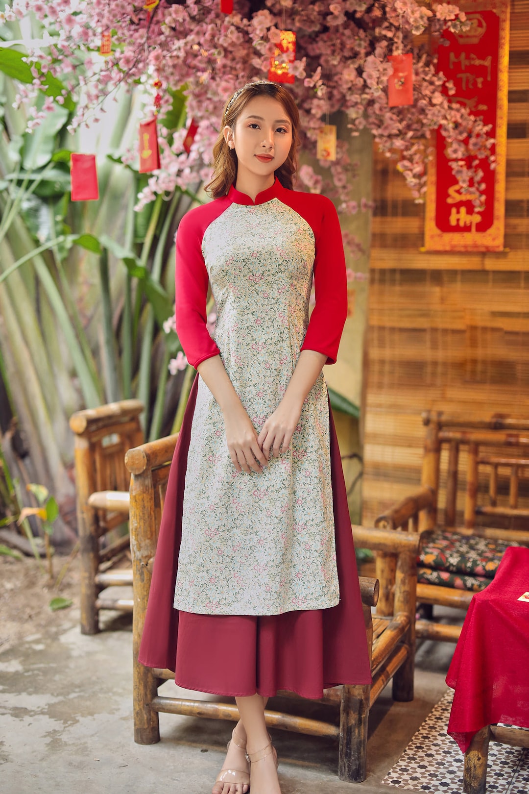 Ao Dai Vietnam, vietnamesische moderne Ao Dai, Hochwertiges vietnamesisches Trachtenkostüm, vietnamesische traditionelle Kleidung, weiche Ao Dai Vietnam, vietnamesische moderne Ao Dai, Hochwertiges vietnamesisches Trachtenkostüm, vietnamesische traditionelle Kleidung, weiche