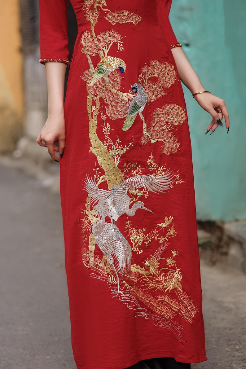 Wedding ao dai, High quality Ao dai Vietnam, handmade Vietnamese traditional costume include pants image 3