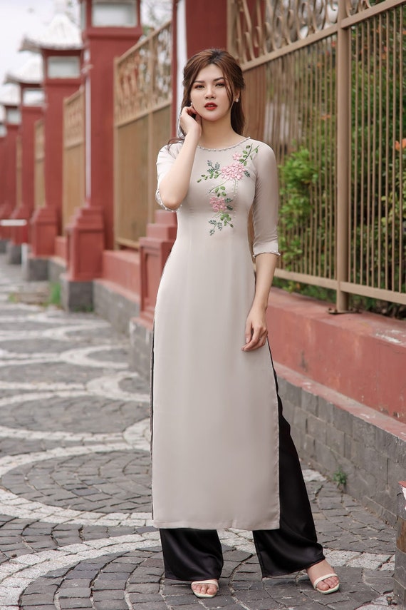 Ao Dai Vietnam, High Quality Hand Embroidery Vietnamese Traditional  Costume, Soft Silk Clothes, Include Pants -  Canada