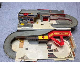 Vintage 1979 Hot Wheels Car Wash & Service Station Sto  Go Playset Mattel 1215