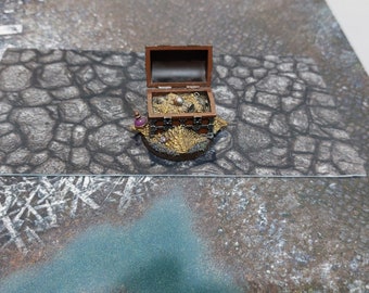 Treasure Chest miniature terrain Dungeon & Dragons/RPG/AOS (b) painted
