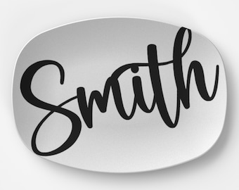 Personalized large script cursive family name kitchen platter, housewarming gifts for new family or neighbor, unique giving platter decors