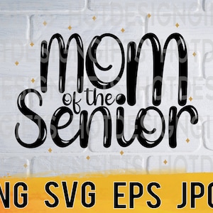 Puede incluir: Gráfico de texto en blanco y negro sobre un fondo de ladrillo blanco. El texto dice "Mamá del Senior".