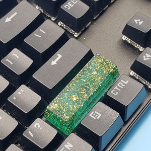 Keycaps, handmade resin backlit keycaps, green gold foil transparent keycaps, 2.75U, right shift key, customized keycaps