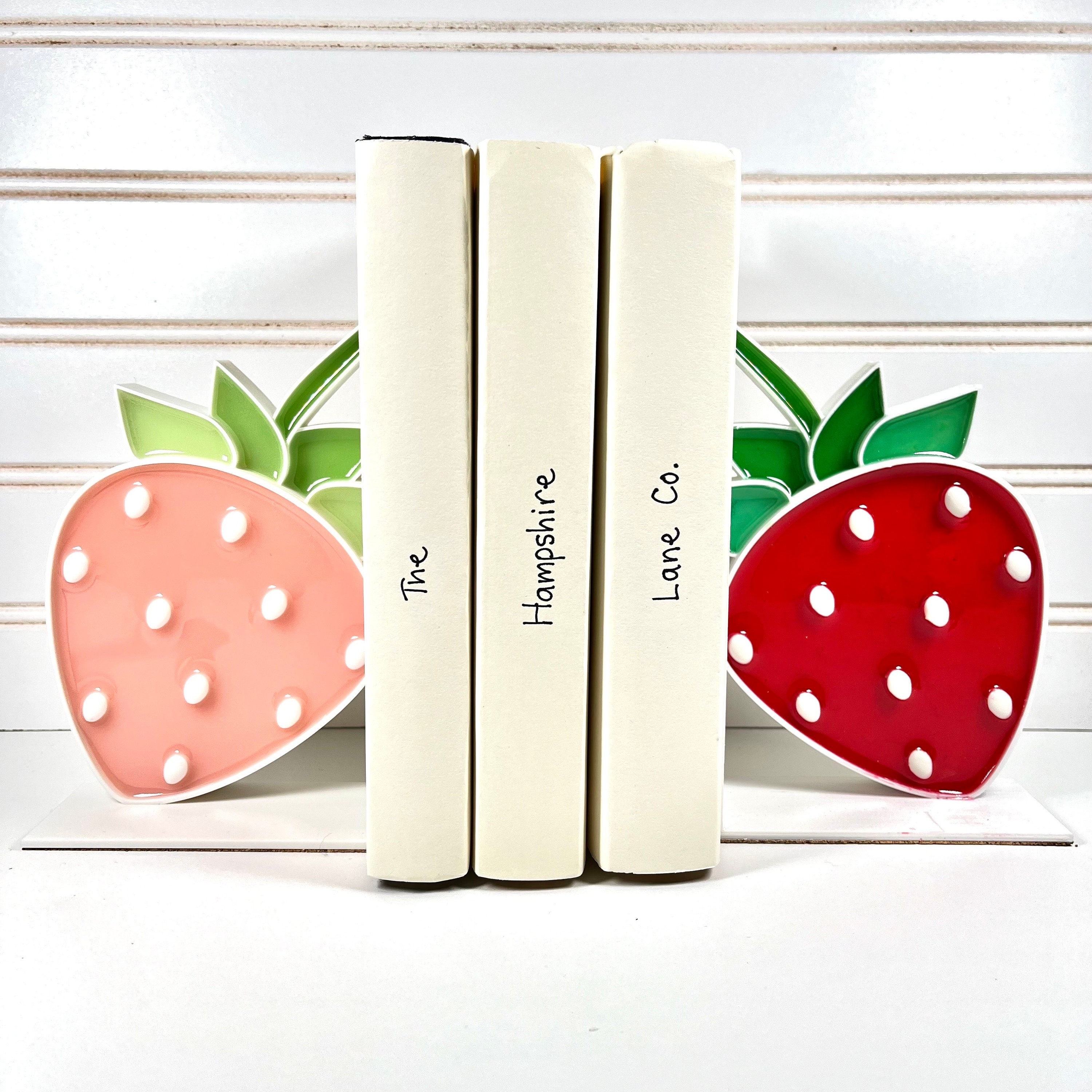 フック 様 strawberryThief Handmade Strawberry Bookends: 3D Printed With Colorful Resin - Etsy