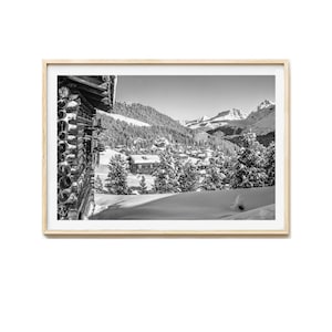 Arosa im Winter Fotodruck, Schwarz Weiß Fotografie, Schweiz Winterlandschaft, Hotelzimmer Wandbild Alpen Bergdorf, Wohndeko