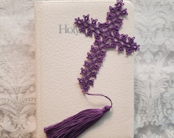 Lacy Cross Tatted Bookmark