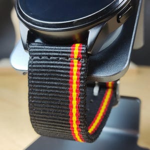 Nylon Strap for Suunto 9 / Suunto 7 / Suunto Spartan Sport / Suunto D5, Spain Flag Lineblack 24mm