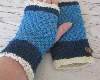 alpaca /& wool mix fingerless gloves yarn knitted in a moss and stocking stitch pattern Comes with KnitClaire button New Shades of pink