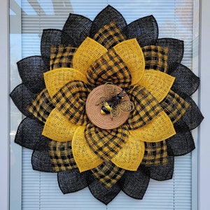 Sunflower Bumble Bee Wreath For Front Door, Double Door, Spring Summer Fall Outdoor Decoration, Home Decor, Farmhouse Flower Bumblebee Gift